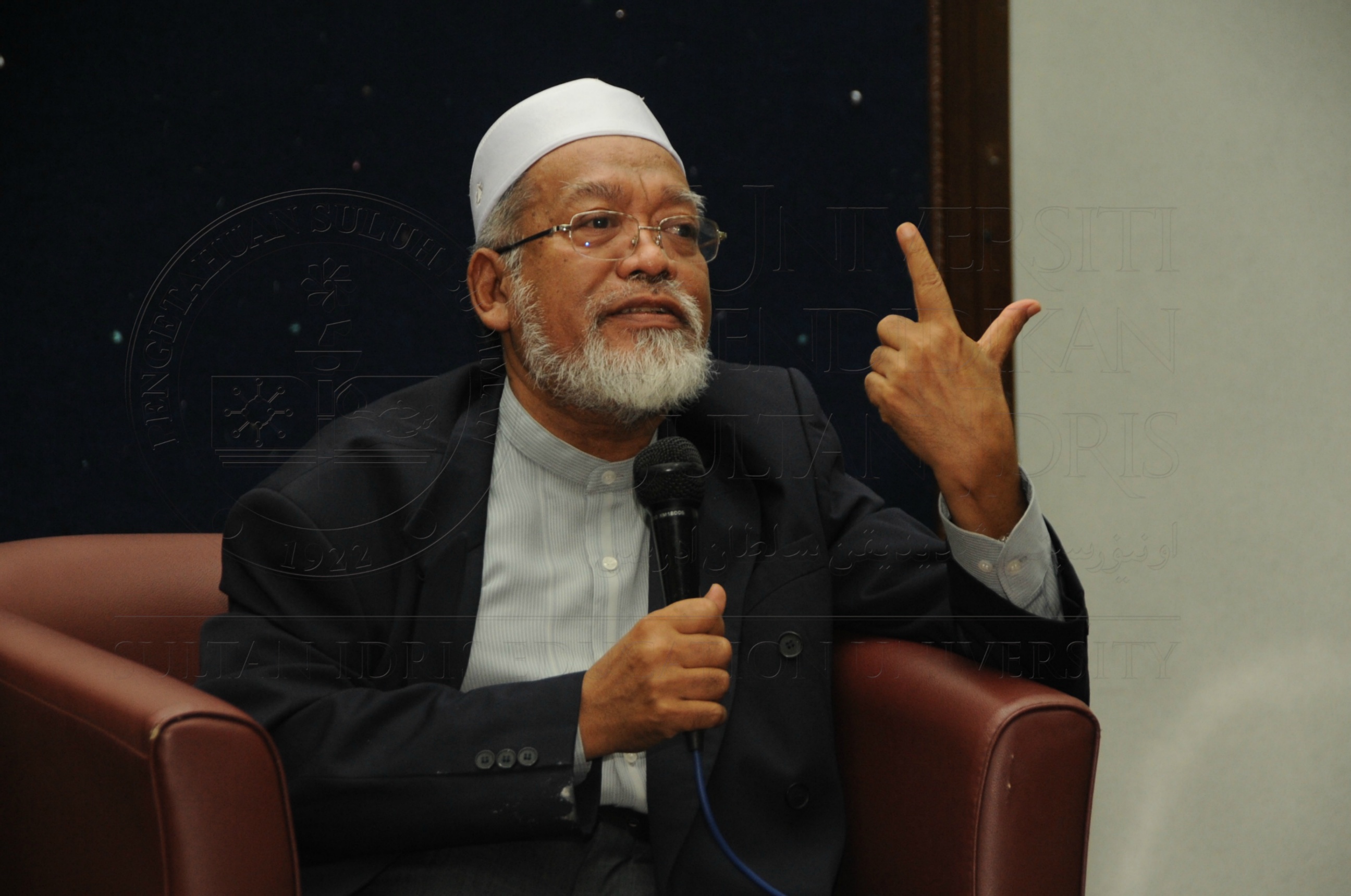 PRO 16 1 MAULIDUR HAS 7390